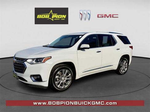 Used 2018 Chevrolet Traverse Premier image 1