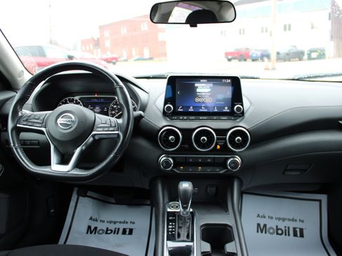 Certified 2022 Nissan Sentra SV image 14