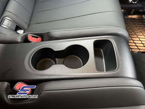 Used 2024 Mercedes-Benz CLE 450 4MATIC Coupe image 12