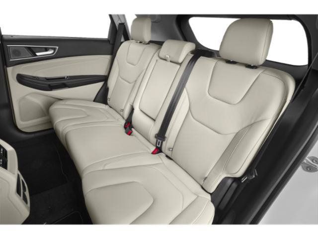 Used 2019 Ford Edge SEL w/ Equipment Group 201A AWD/4WD image 16