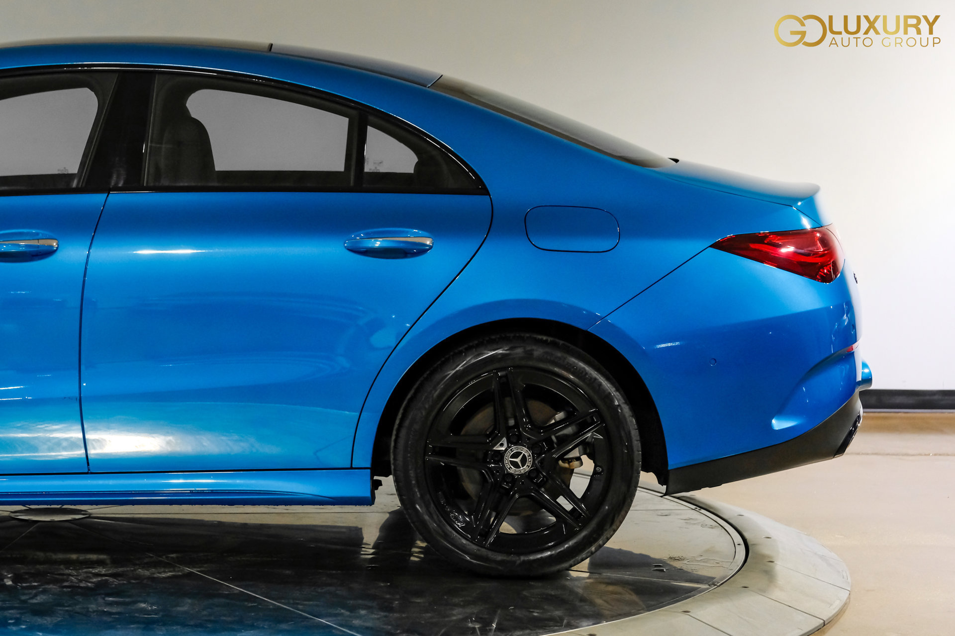 Used 2025 Mercedes-Benz CLA 250 w/ AMG Night Package image 15