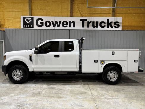 Used 2019 Ford F250 XL w/ Power Equipment Group image 2