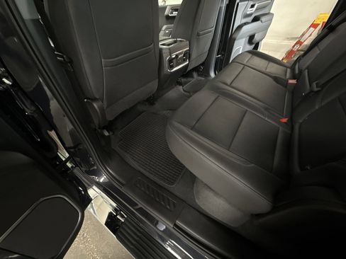 Used 2023 GMC Sierra 1500 SLT w/ SLT Premium Plus Package image 24