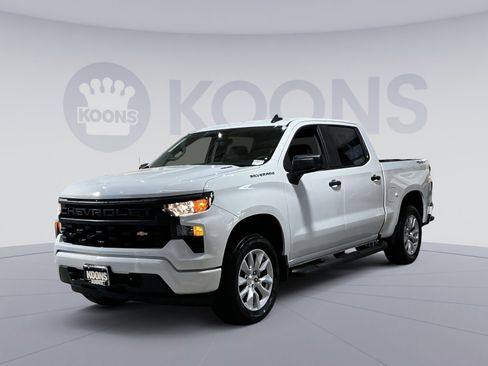 New 2026 Chevrolet Silverado 1500 Custom image 1