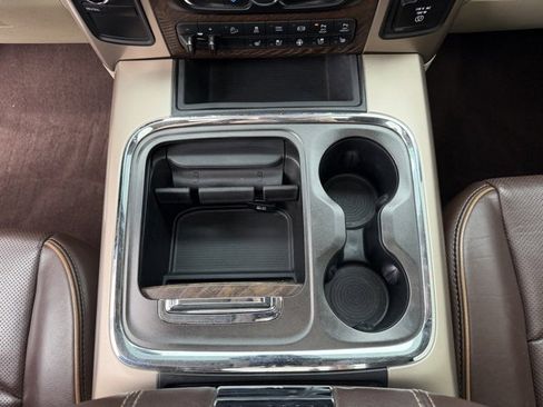 Used 2018 RAM 2500 Longhorn image 19