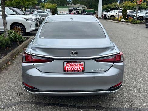 Used 2024 Lexus ES 300h w/ Premium Package FWD image 8