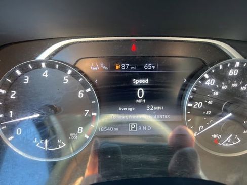 Used 2023 Nissan Frontier SV w/ SV Convenience Package image 21