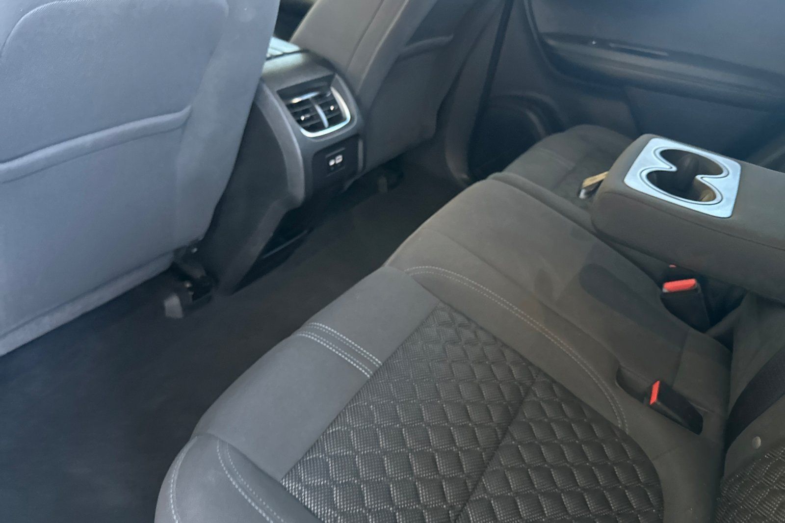 Used 2021 Chevrolet Blazer LT FWD image 12