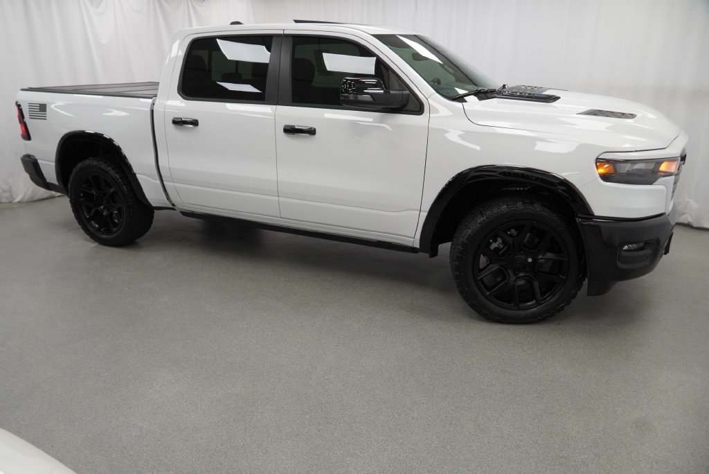 Used 2026 RAM 1500 Laramie AWD/4WD image 14