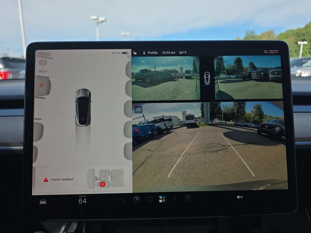 Used 2024 Tesla Model Y Long Range AWD/4WD image 32
