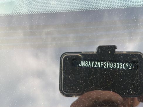 Used 2017 Nissan Armada Platinum w/ Captain Seat Package image 30