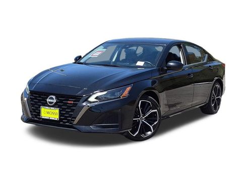 Used 2025 Nissan Altima 2.5 SR FWD image 1