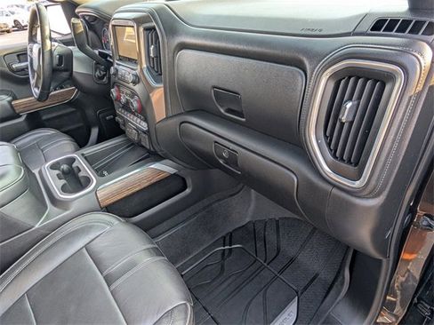 Used 2019 Chevrolet Silverado 1500 High Country w/ Technology Package image 13