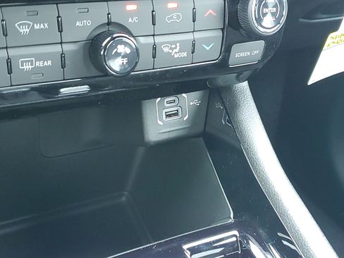 New 2026 Jeep Compass Limited image 28