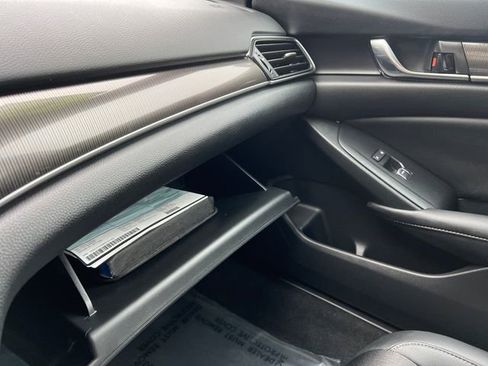 Used 2022 Honda Accord Sport image 32
