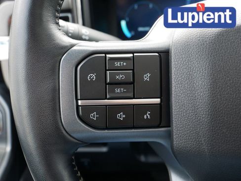 Used 2024 Ford F350 Lariat image 23