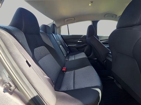 New 2026 Nissan Sentra SV image 6