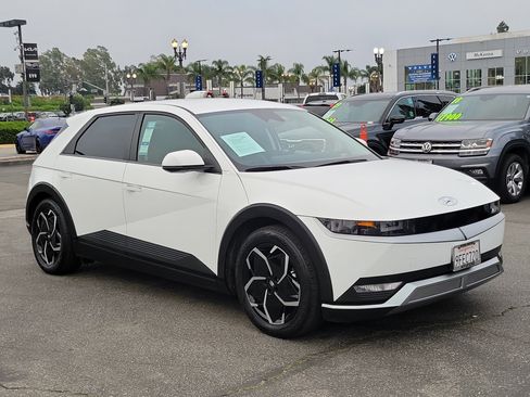 Certified 2023 Hyundai Ioniq 5 SEL w/ Cargo Package image 29