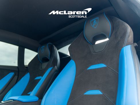 Used 2024 Lamborghini Huracan Tecnica RWD image 11