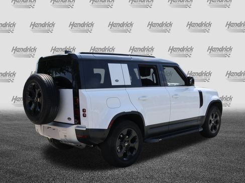 Used 2023 Land Rover Defender 110 S AWD/4WD image 9