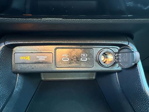 Used 2025 Honda Civic Sport image 35