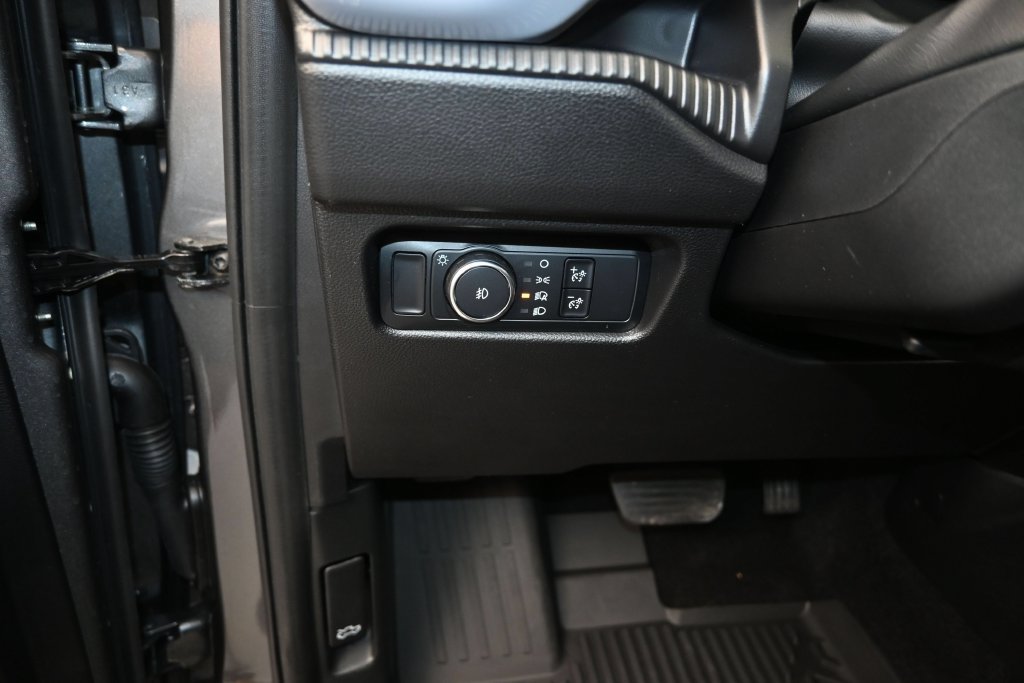 Used 2025 Ford Ranger XL RWD image 12