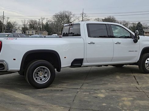 Certified 2024 Chevrolet Silverado 3500 LTZ w/ LTZ Plus Package image 4