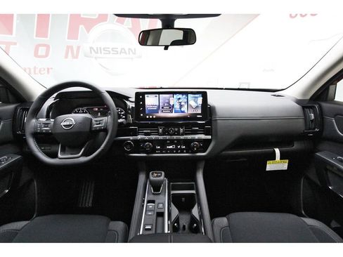 New 2026 Nissan Pathfinder SV FWD image 7