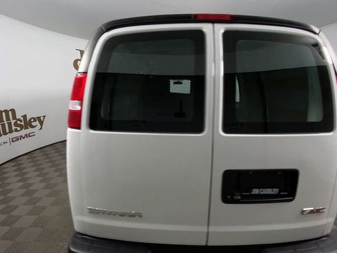 Used 2024 GMC Savana 2500 w/ Driver Convenience Package image 7