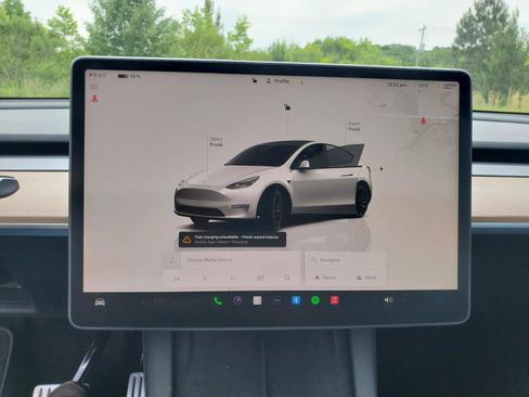 Used 2022 Tesla Model Y Performance AWD/4WD image 28