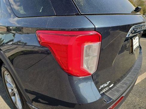 Used 2022 Ford Explorer XLT w/ Equipment Group 202A image 36