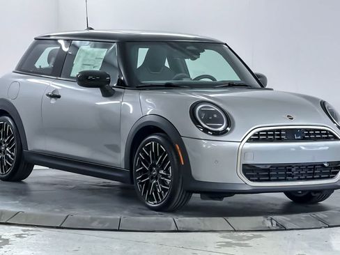 New 2026 MINI Cooper 2-Door Hardtop FWD image 9