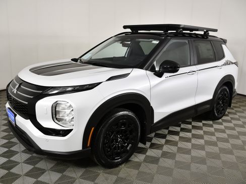 New 2026 Mitsubishi Outlander AWD image 10