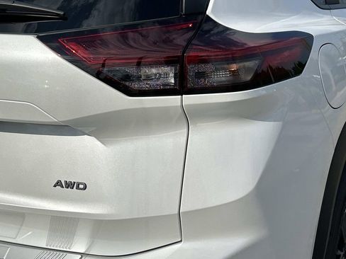 New 2026 Nissan Rogue SV AWD/4WD image 12