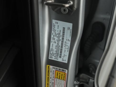 Used 2023 Ford Ranger XLT w/ Equipment Group 301A Mid image 8