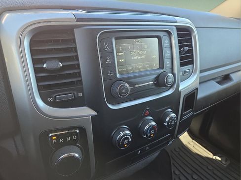 Used 2020 RAM 1500 Classic SLT RWD image 7