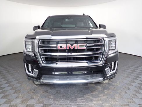 Used 2021 GMC Yukon XL SLT AWD/4WD image 9