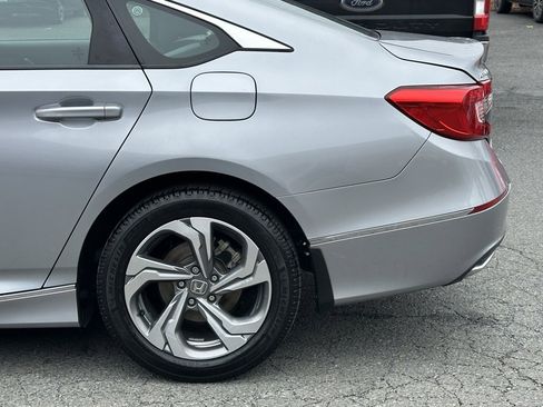 Used 2020 Honda Accord EX image 39