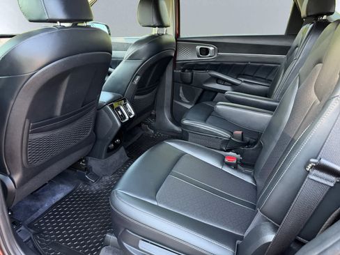 Used 2021 Kia Sorento SX AWD/4WD image 18