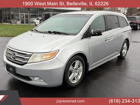 Used 2012 Honda Odyssey Touring image 1