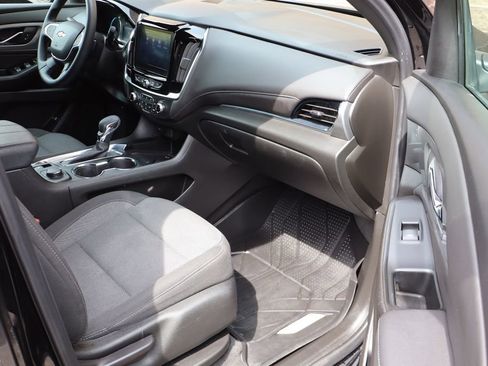Used 2023 Chevrolet Traverse LT FWD image 49