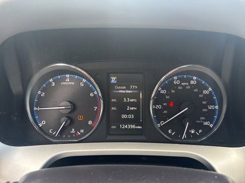 Used 2016 Toyota RAV4 XLE image 21