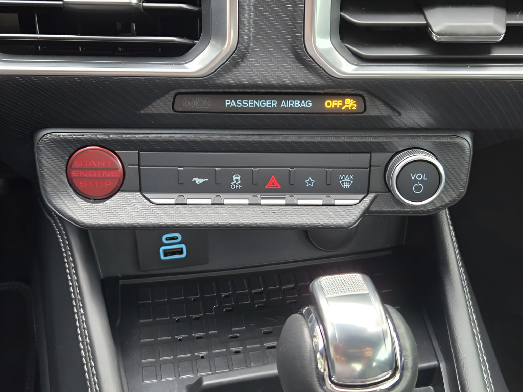 Used 2024 Ford Mustang GT Premium RWD image 18
