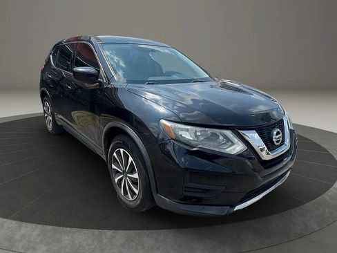 Used 2017 Nissan Rogue S FWD image 5