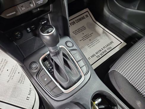 Used 2021 Hyundai Kona SEL image 23