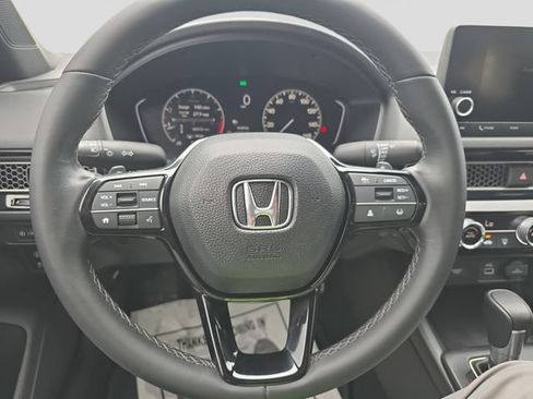 Used 2023 Honda Civic Sport image 17