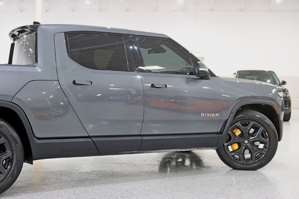 Used 2022 Rivian R1T Adventure AWD/4WD image 11