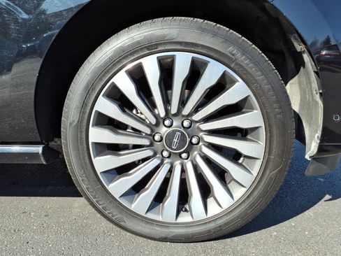 Used 2021 Lincoln Navigator Reserve w/ Luxury Package image 9