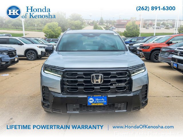 New 2026 Honda Pilot Black Edition image 2