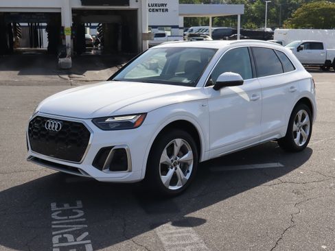 Used 2022 Audi Q5 2.0T Premium Plus AWD/4WD image 16